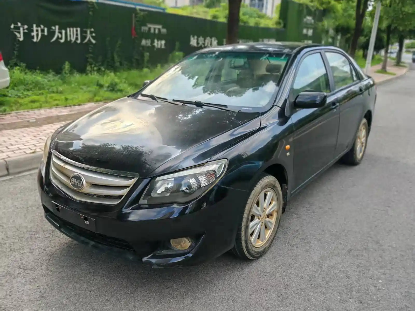BYD L3 2012