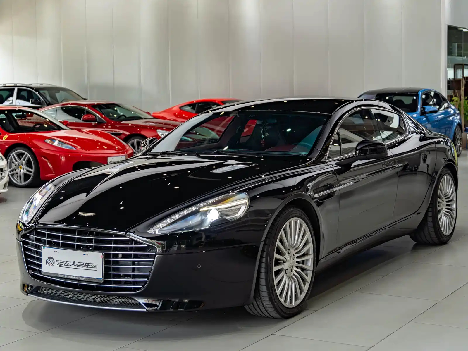 ASTON MARTIN RAPIDE 2013