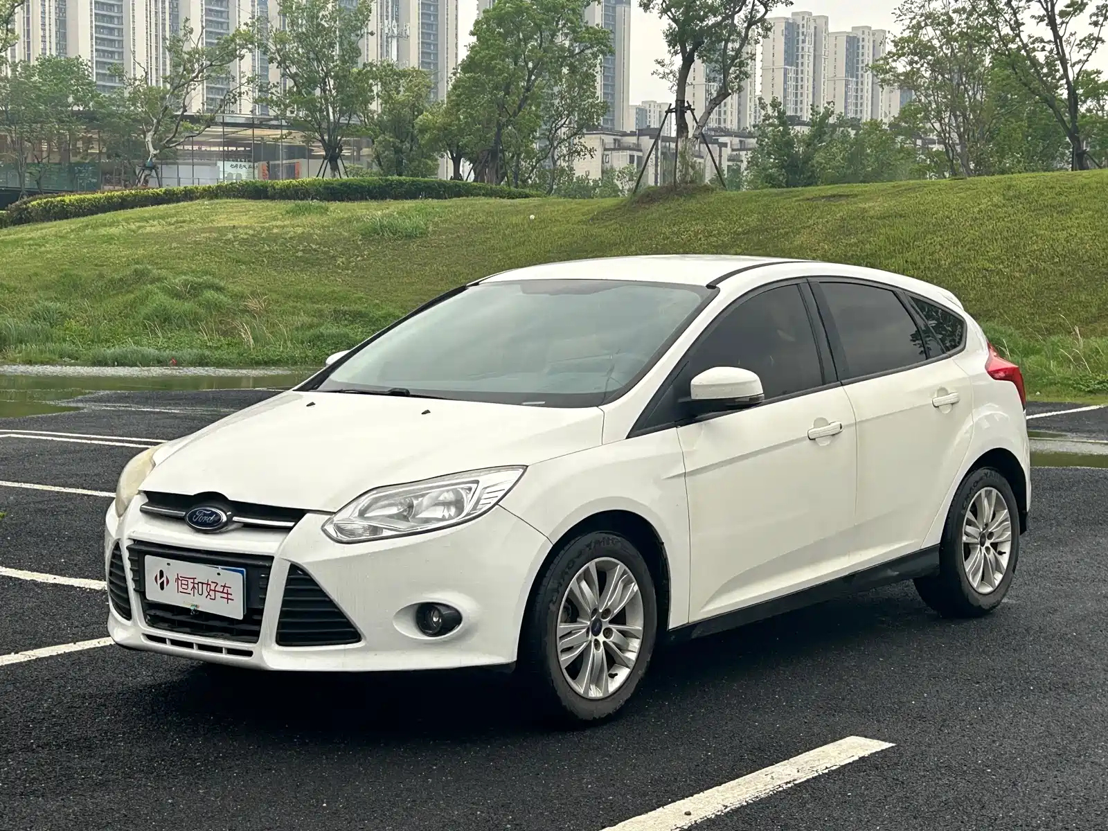 FORD FOCUS 2012