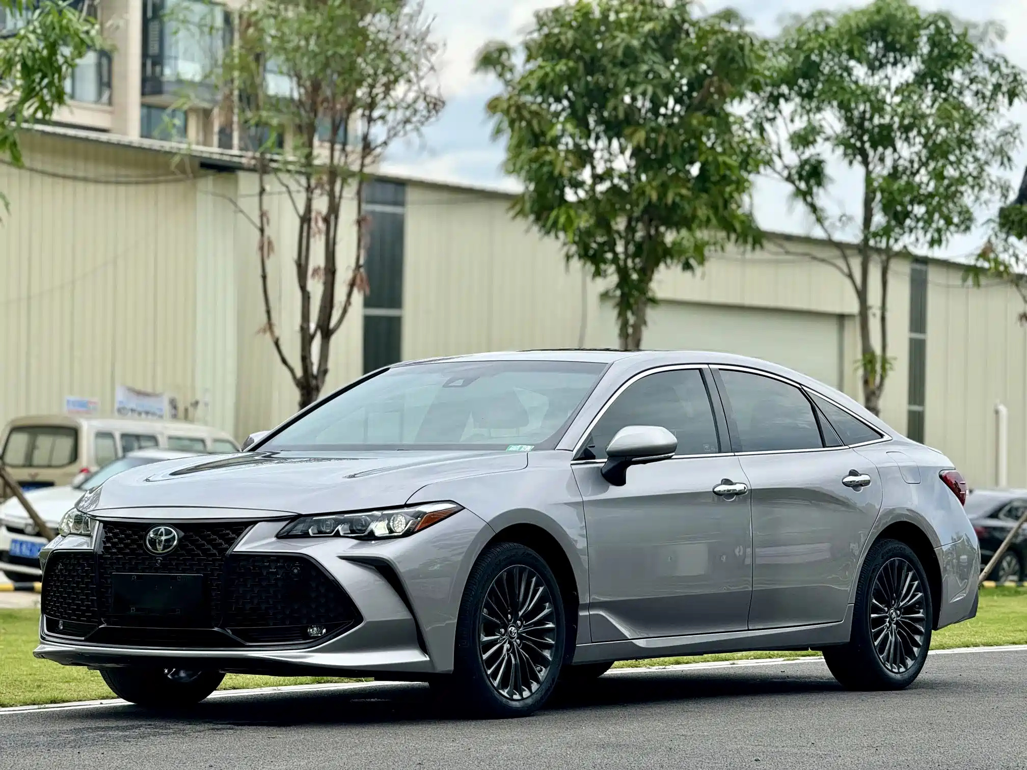 TOYOTA AVALON 2019