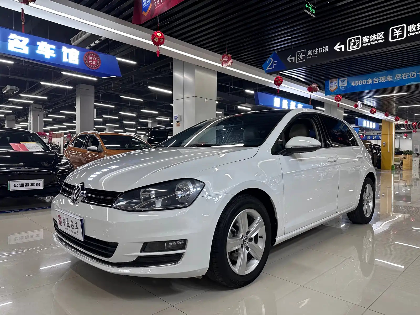 VOLKSWAGEN GOLF 2015