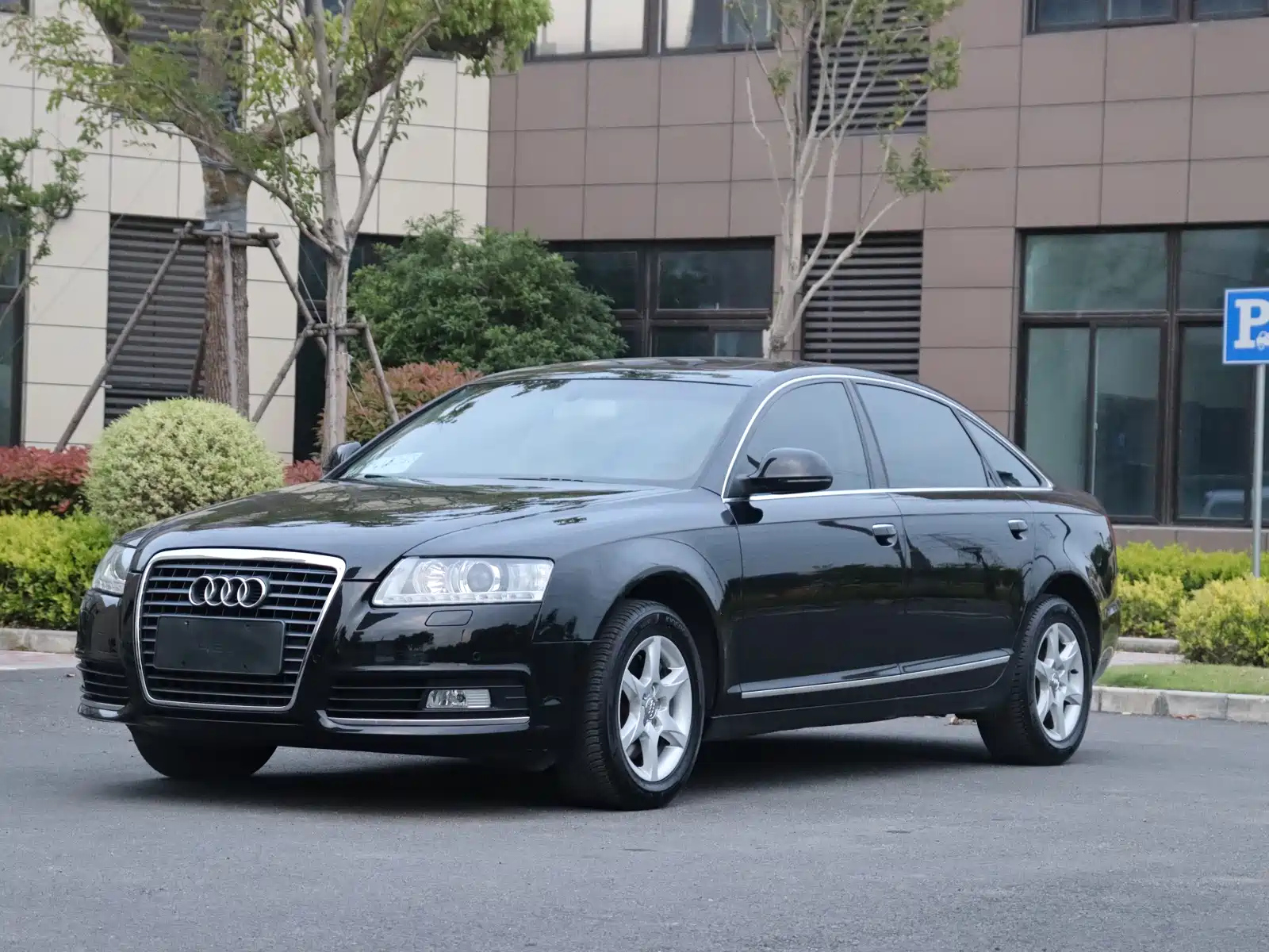 AUDI A6L 2011
