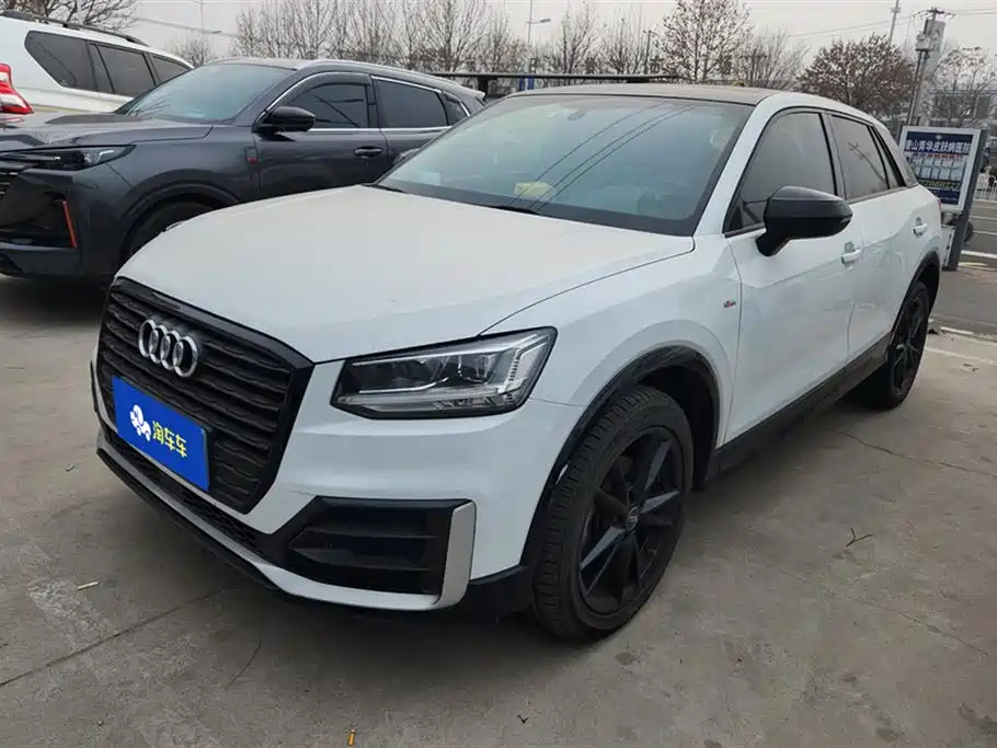AUDI Q2L 2018