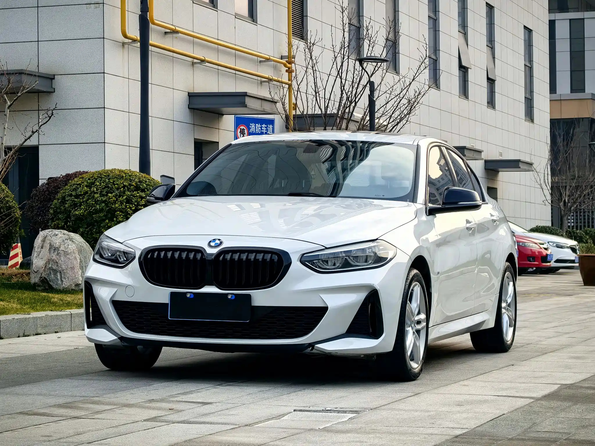 BMW 1-SERIES 2021