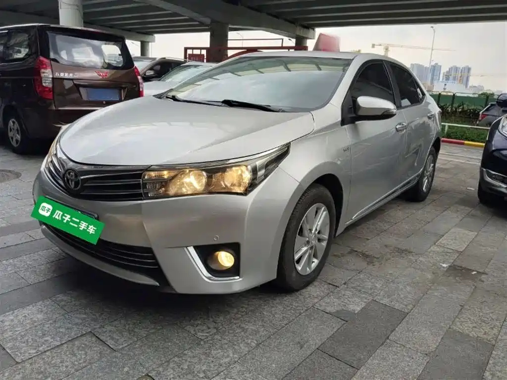 TOYOTA COROLLA 2014