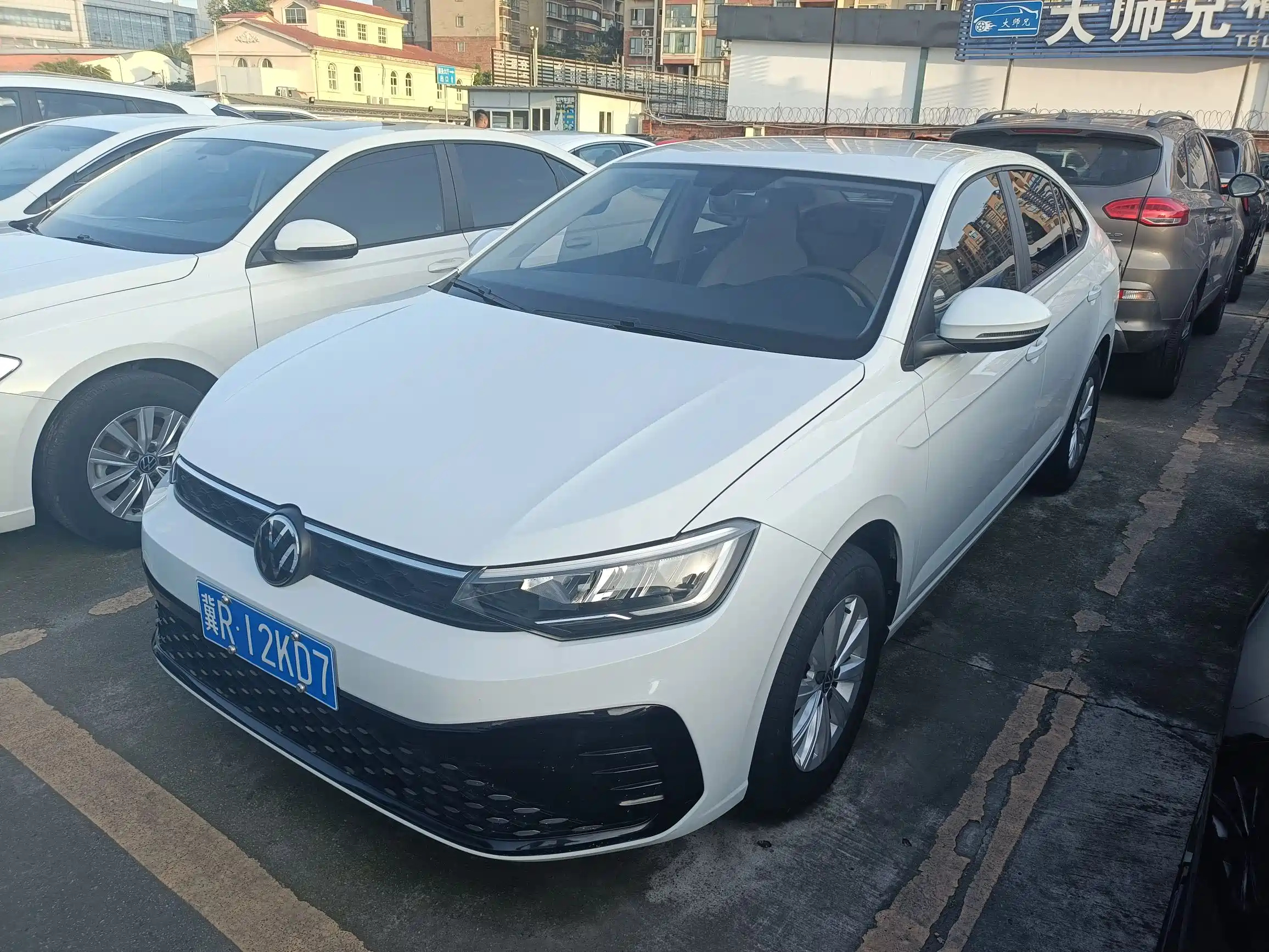 VOLKSWAGEN LAVIDA 2023