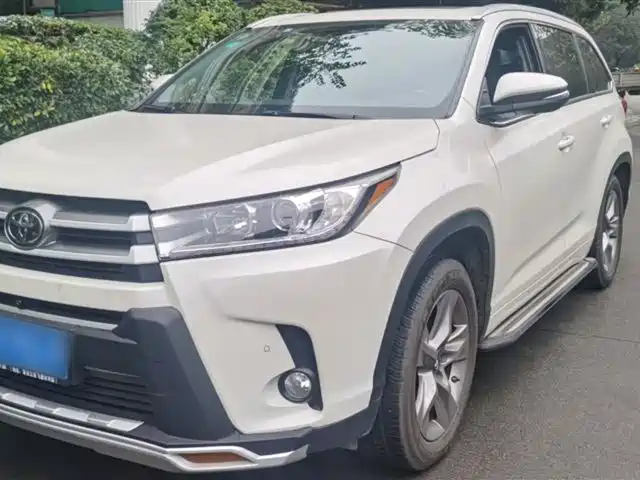 TOYOTA HIGHLANDER 2018