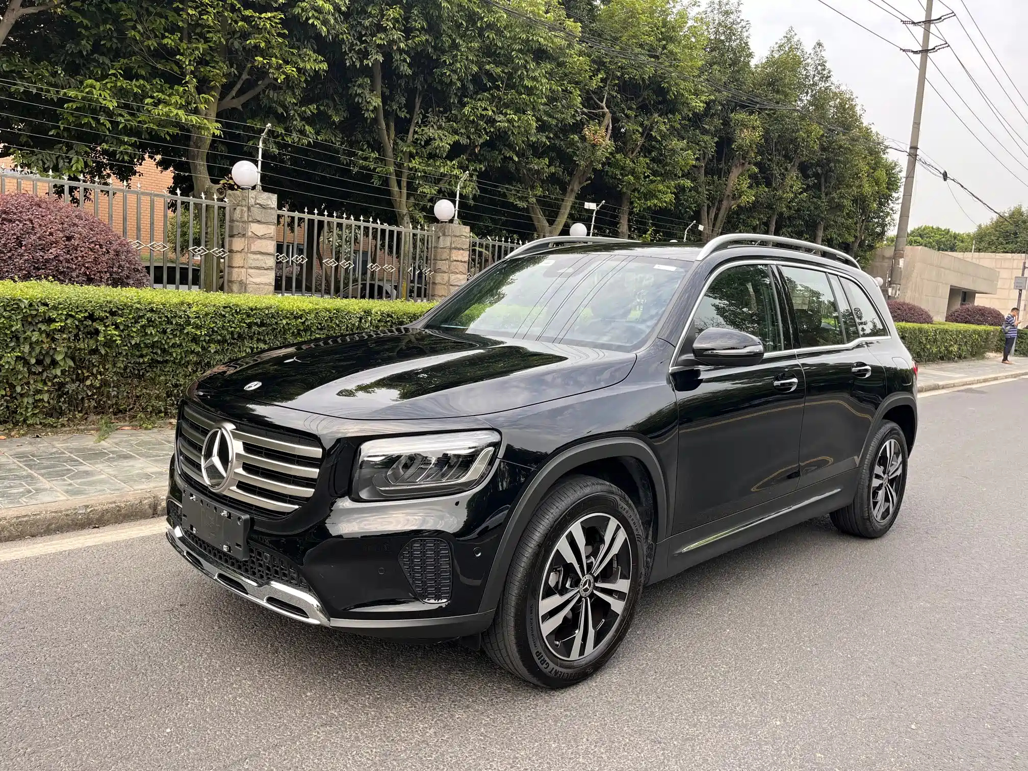 MERCEDES BENZ GLB 2024