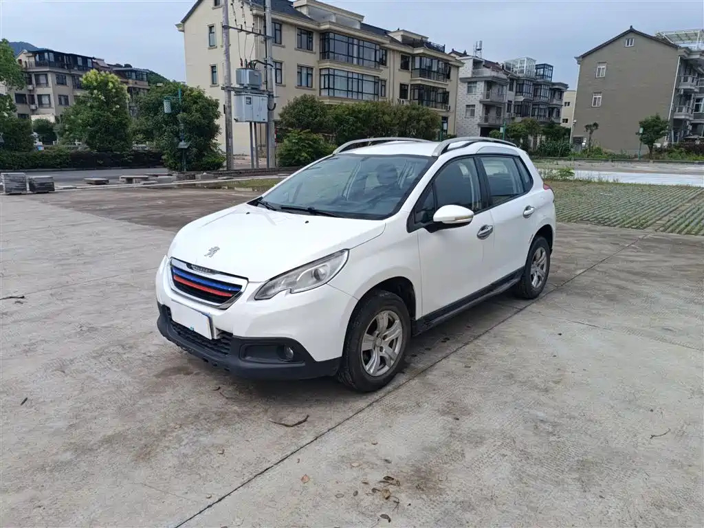PEUGEOT 2008 2014