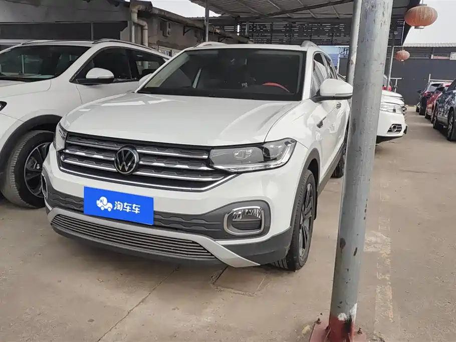 VOLKSWAGEN TACOUA 2020