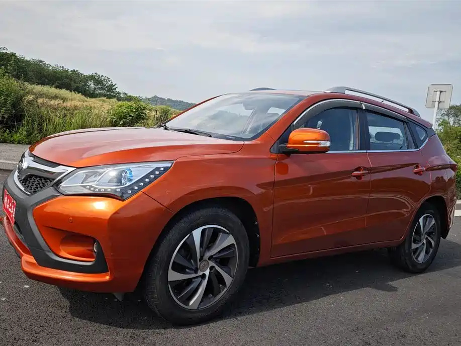 BYD SONG 2016