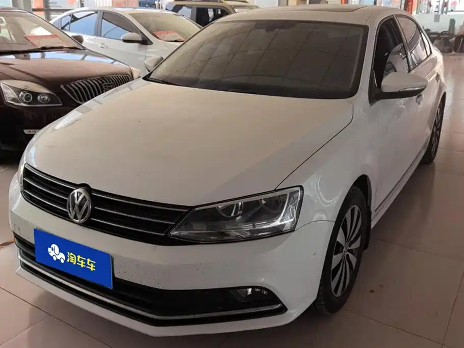 VOLKSWAGEN SAGITAR 2018