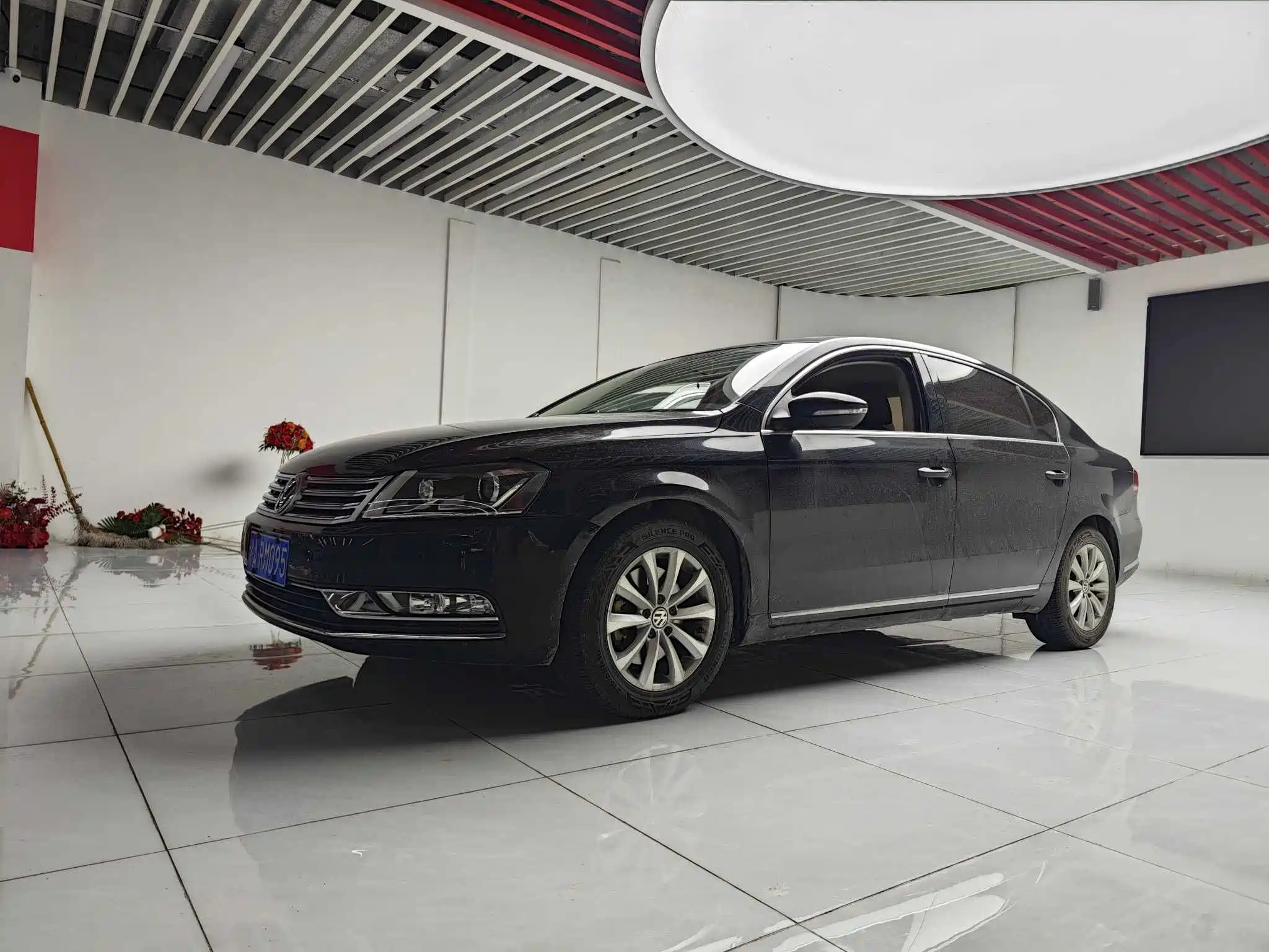 VOLKSWAGEN MAGOTAN 2015