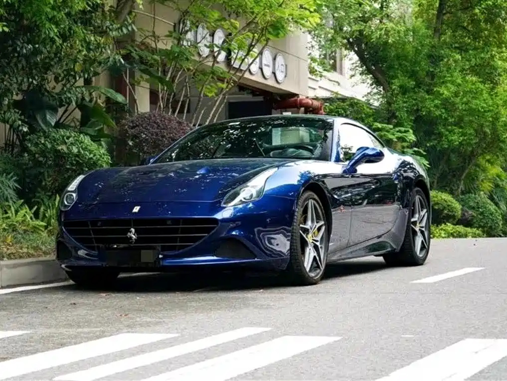 FERRARI CALIFORNIA T 2015
