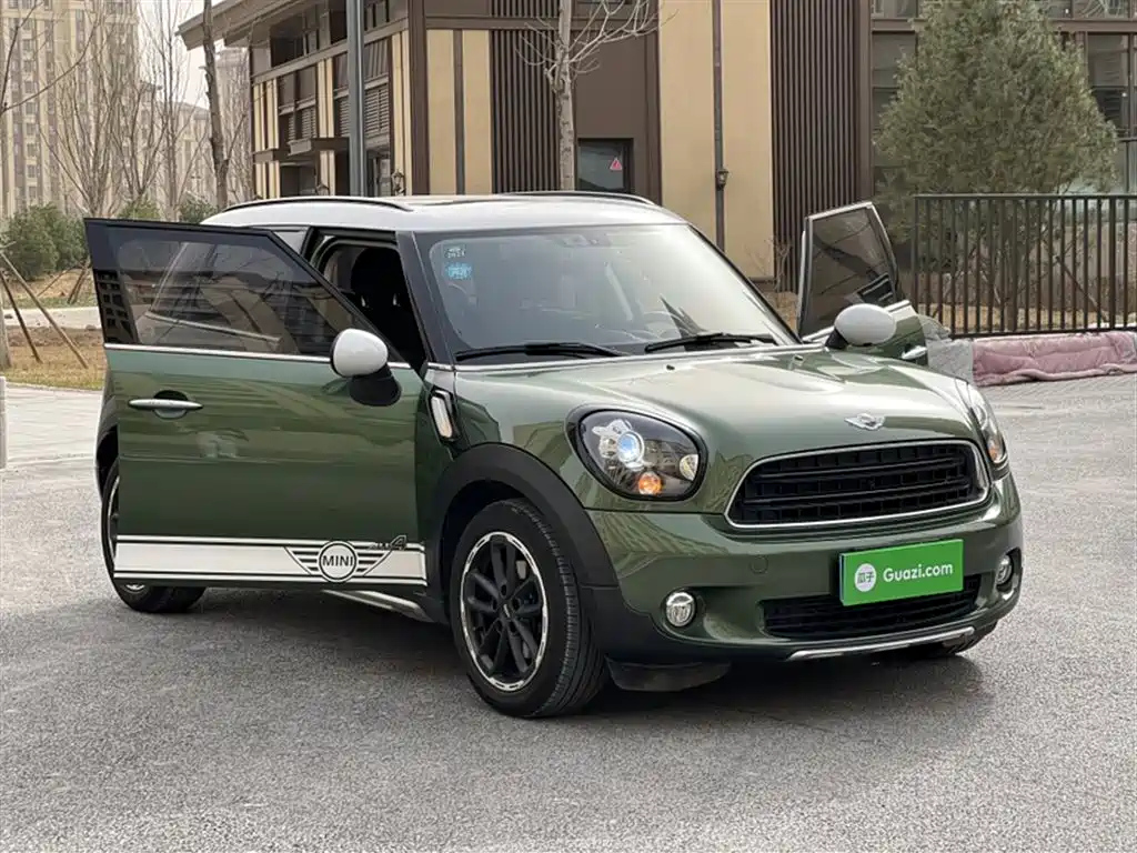 MINI COUNTRYMAN 2016