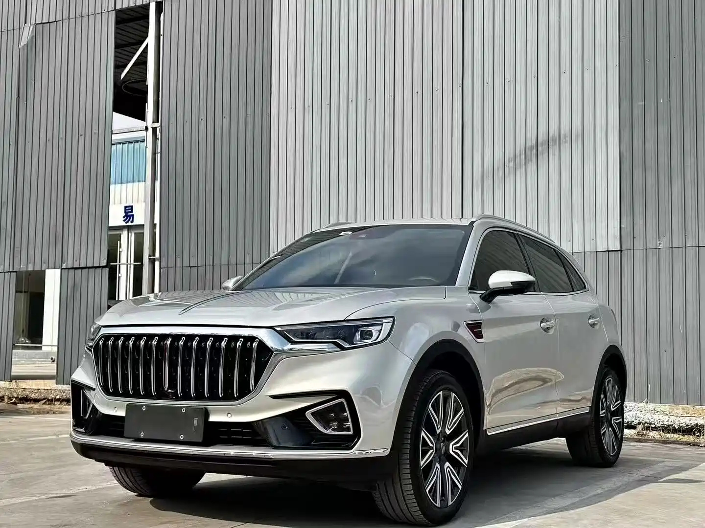 HONGQI HS5 2022