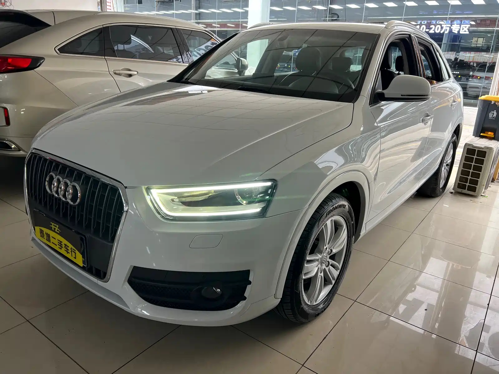 AUDI Q3 2015