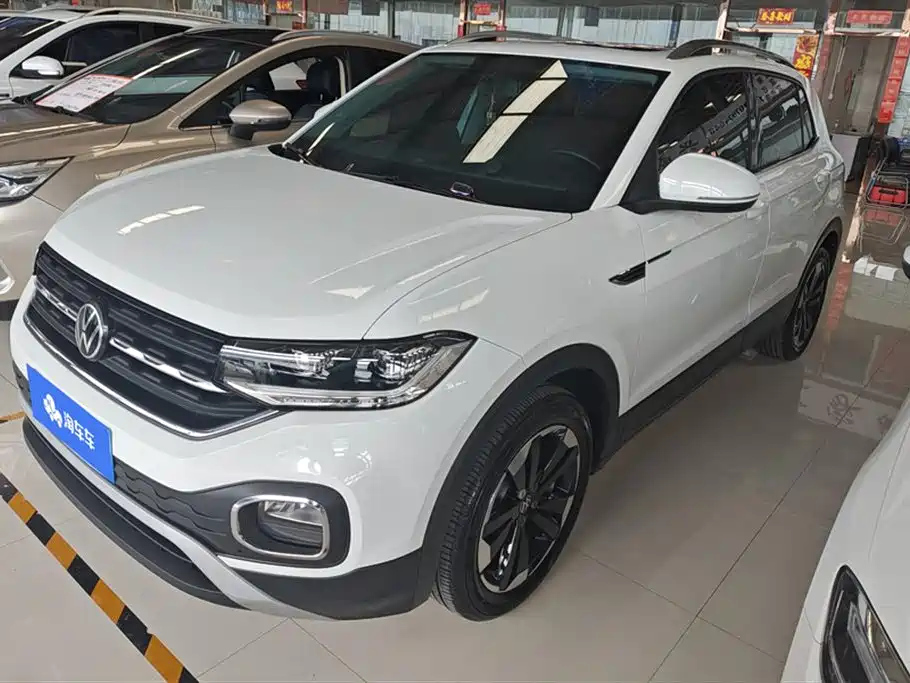 VOLKSWAGEN TACOUA 2021