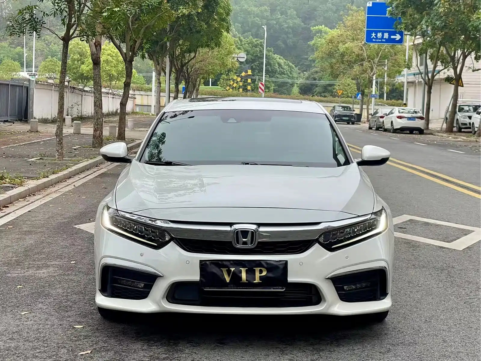 HONDA INSPIRE 2019