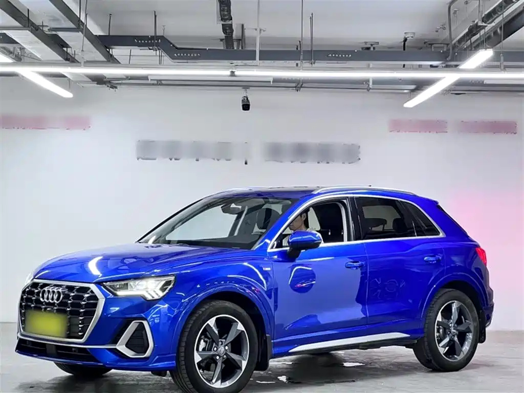 AUDI Q3 2019