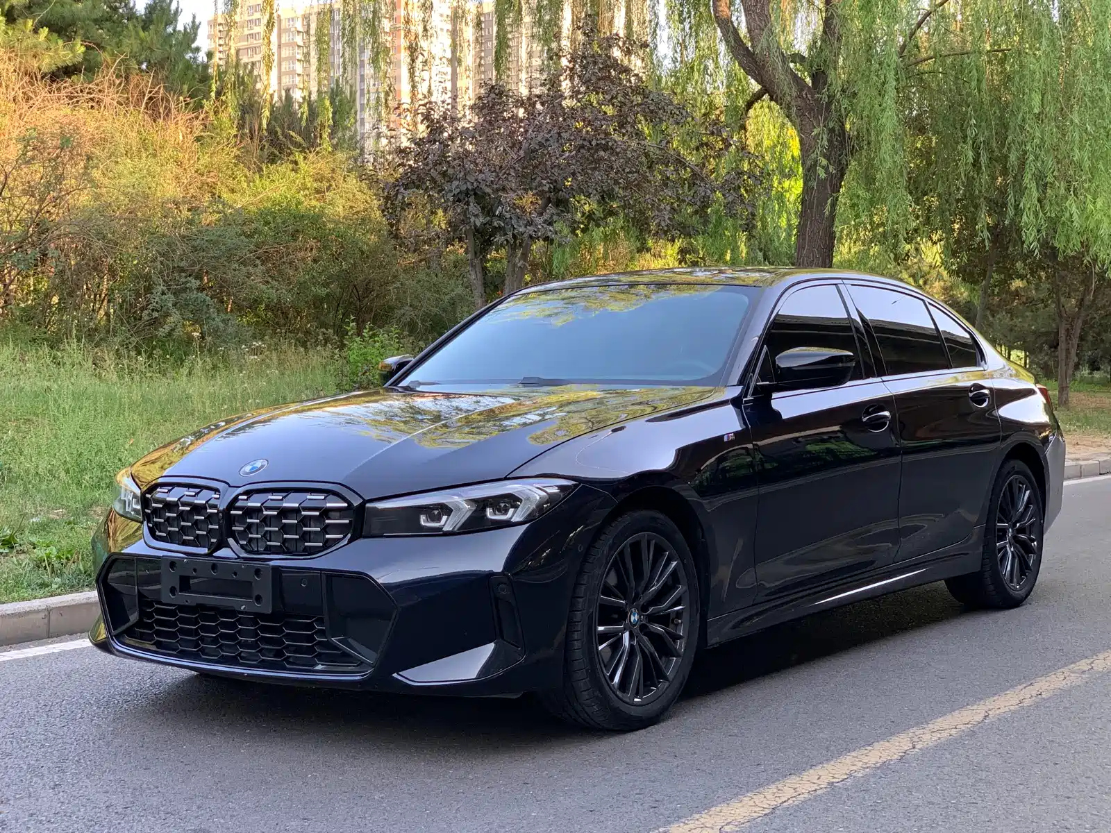 BMW 3-SERIES