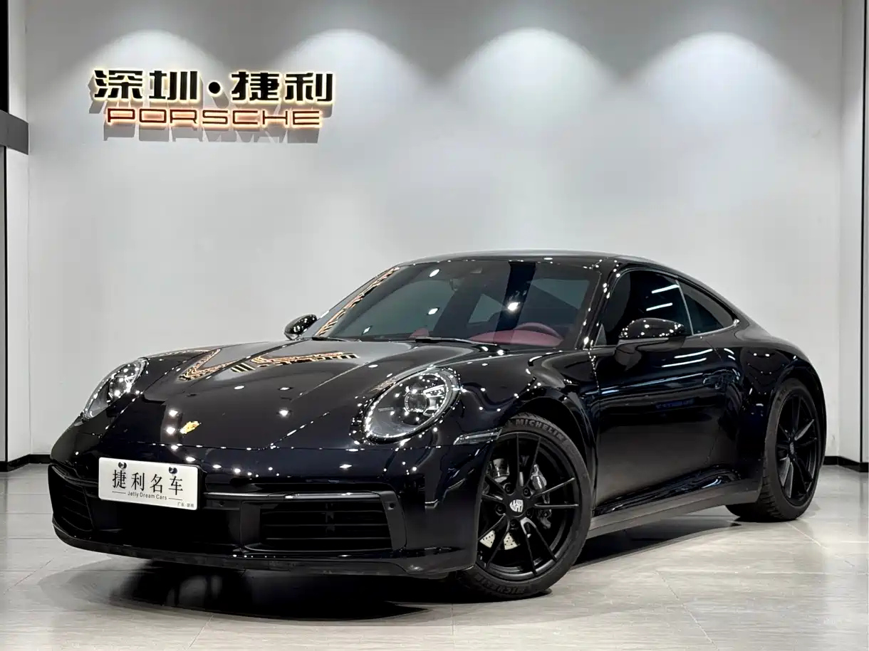 PORSCHE 911 2023
