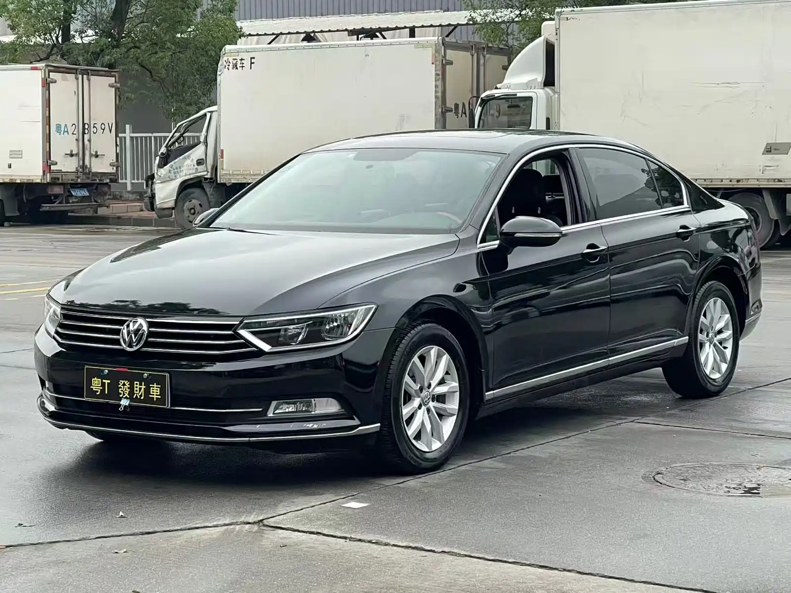 VOLKSWAGEN MAGOTAN 2017
