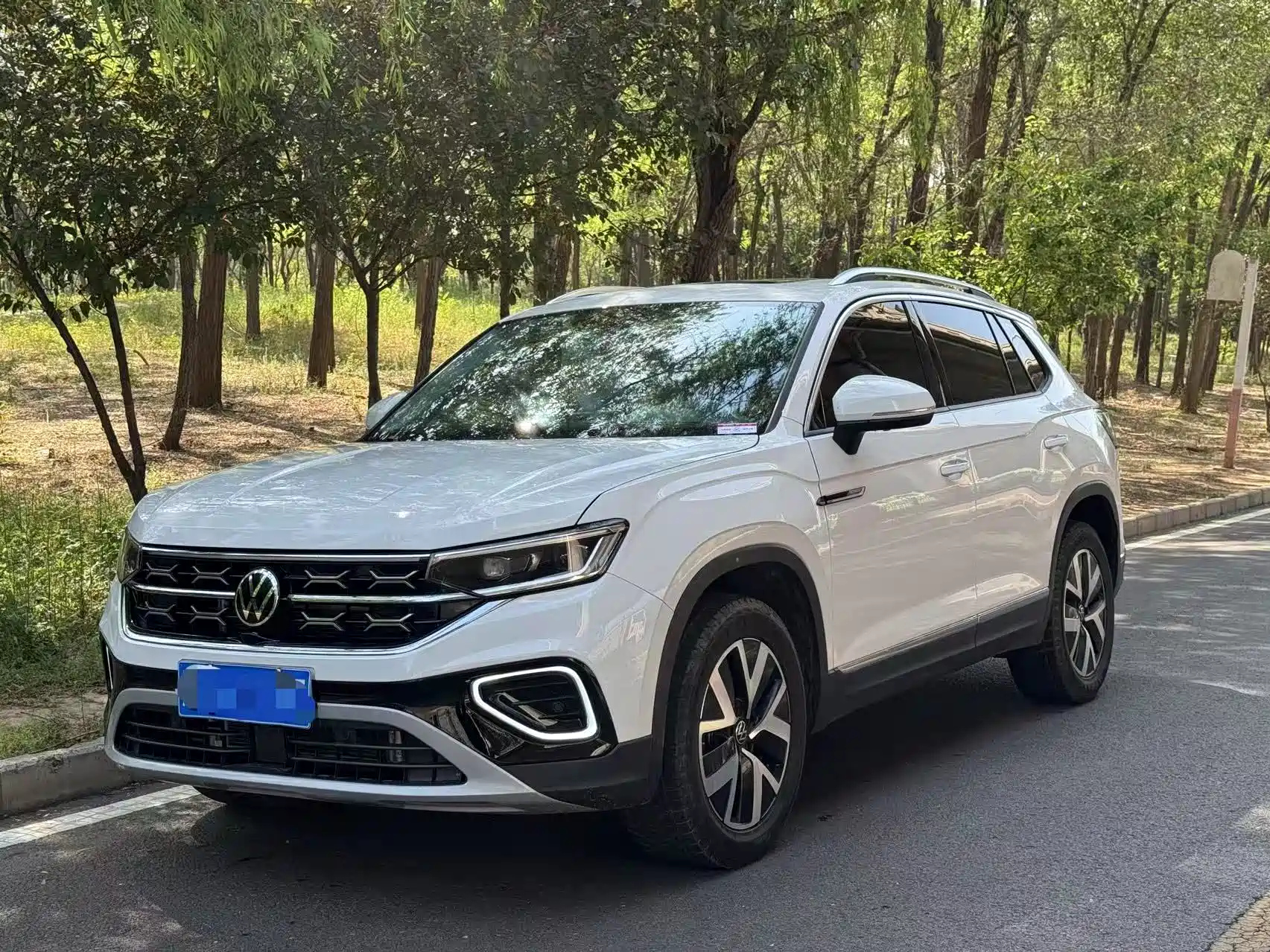 VOLKSWAGEN TAYRON 2024