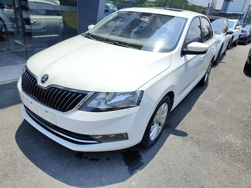 SKODA RAPID 2018