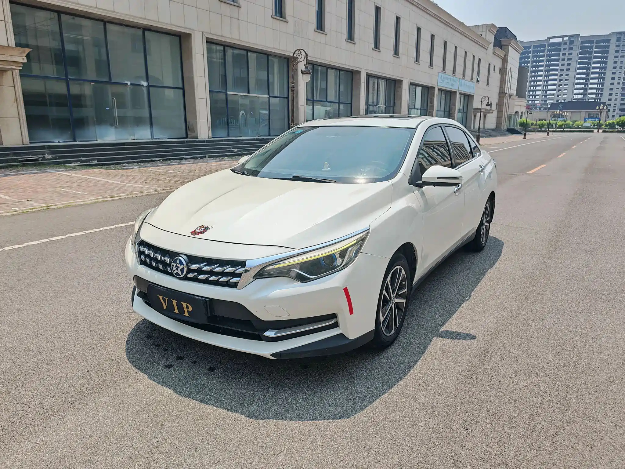 VENUCIA D60 2019