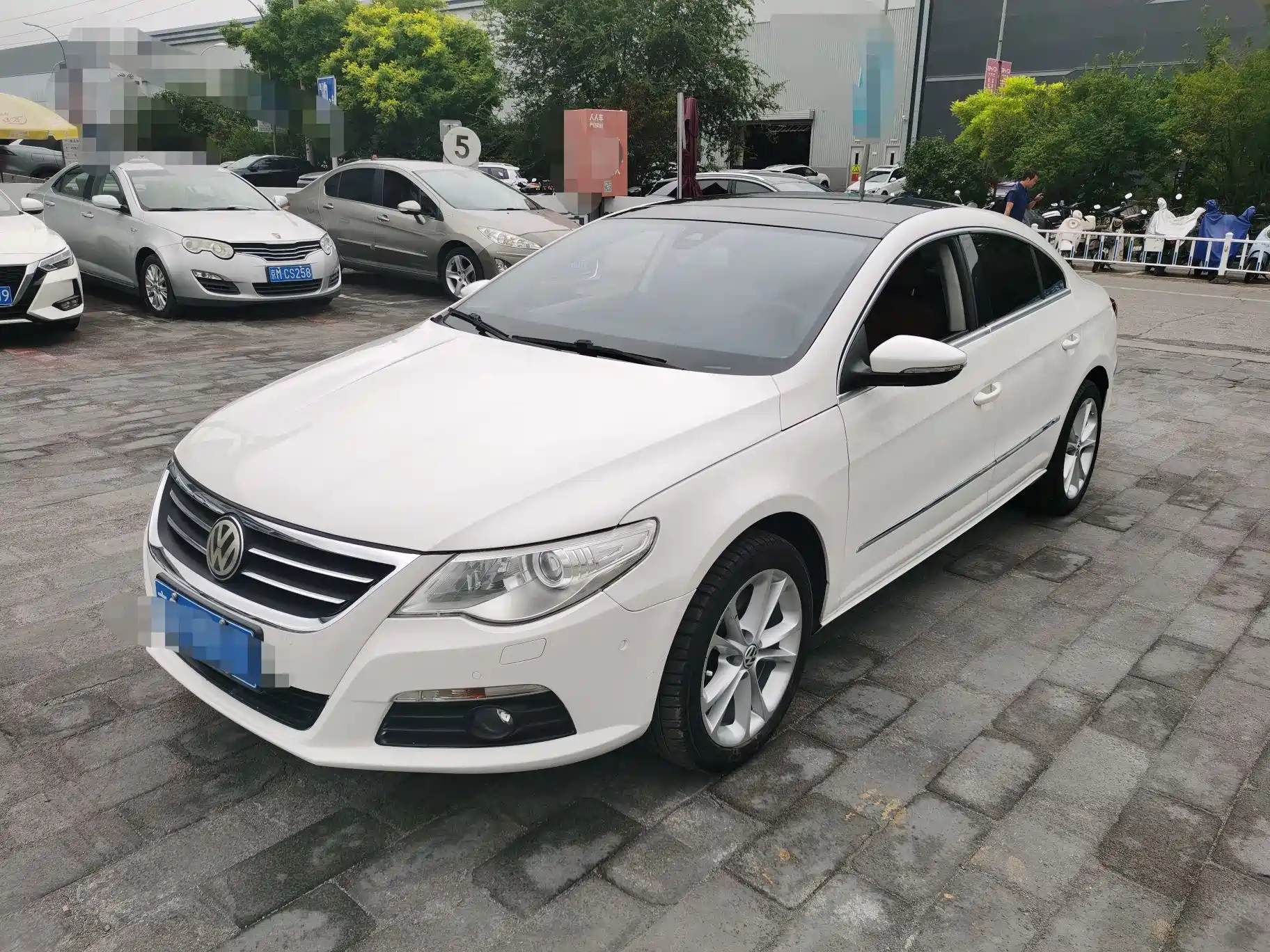 VOLKSWAGEN FAW - VOLKSWAGEN CC 2012