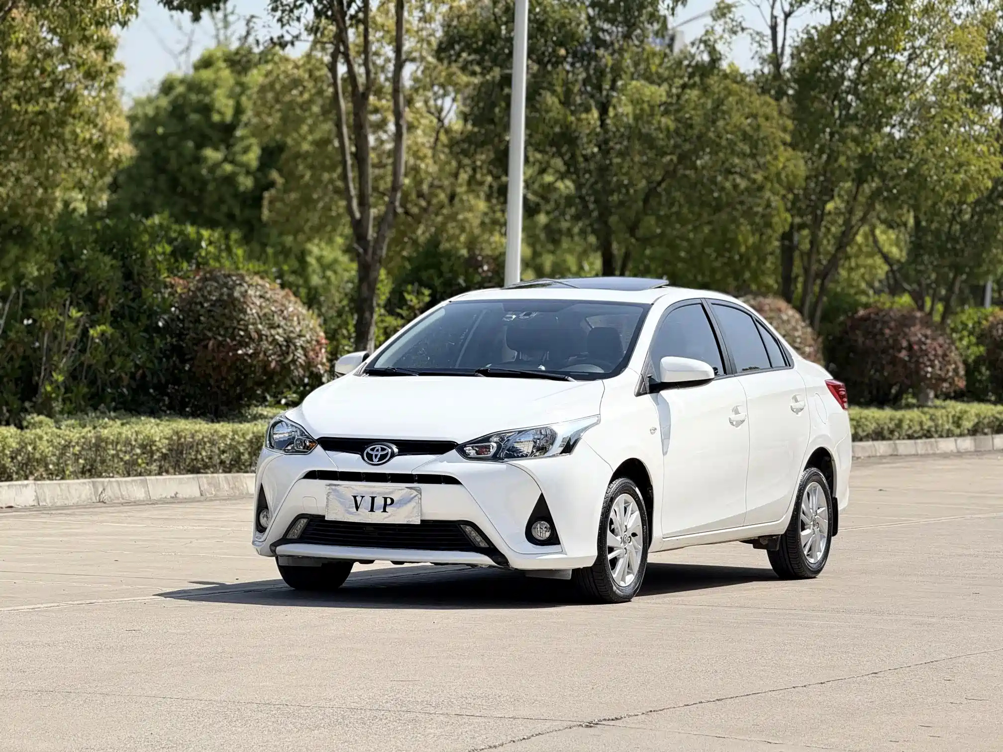 TOYOTA YARIS L ENJOY 2017