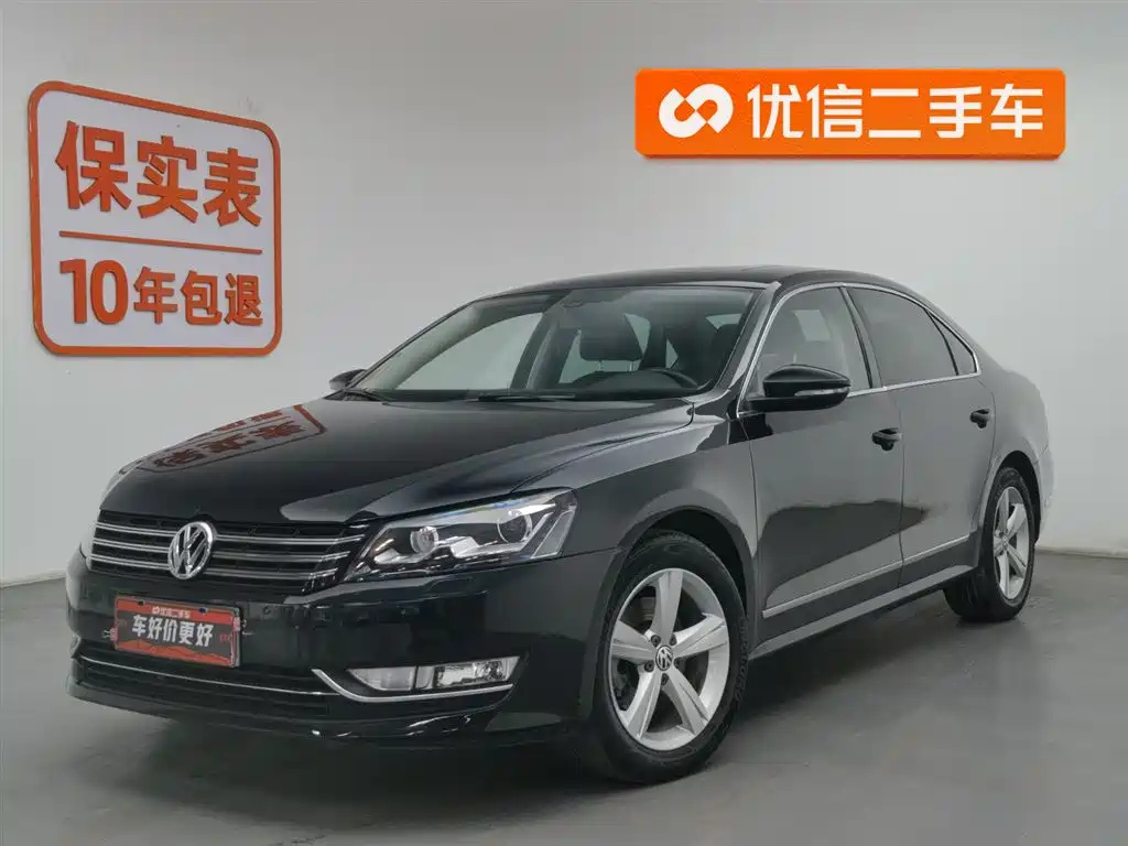 VOLKSWAGEN PASSAT 2013