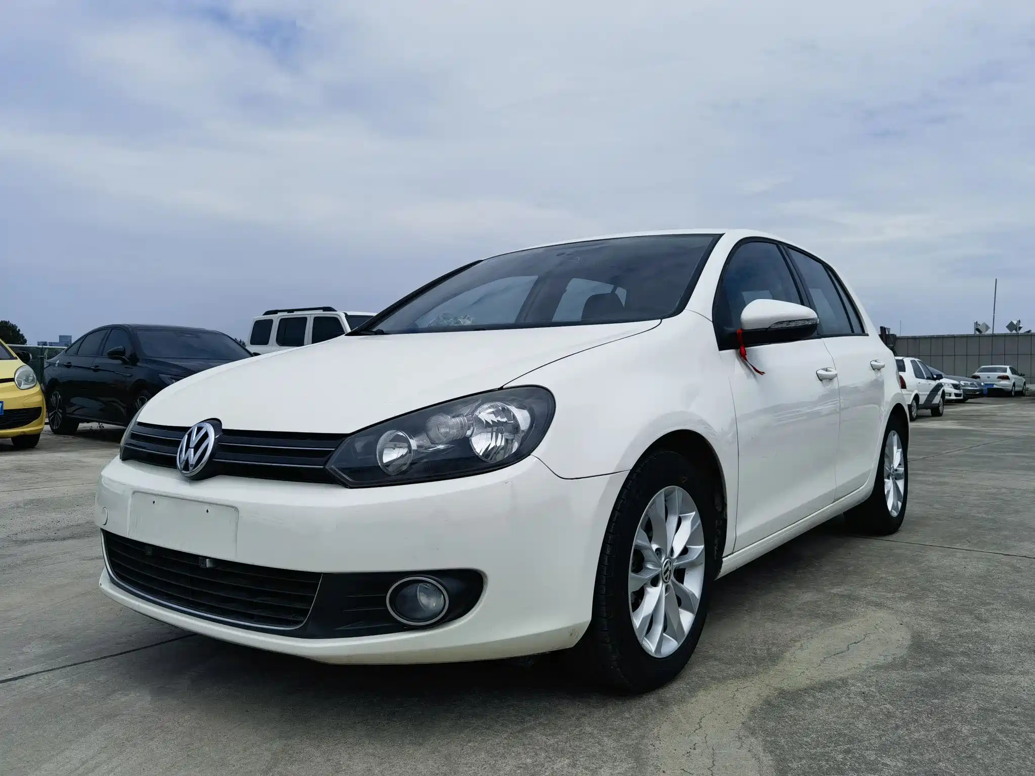 VOLKSWAGEN GOLF 2011