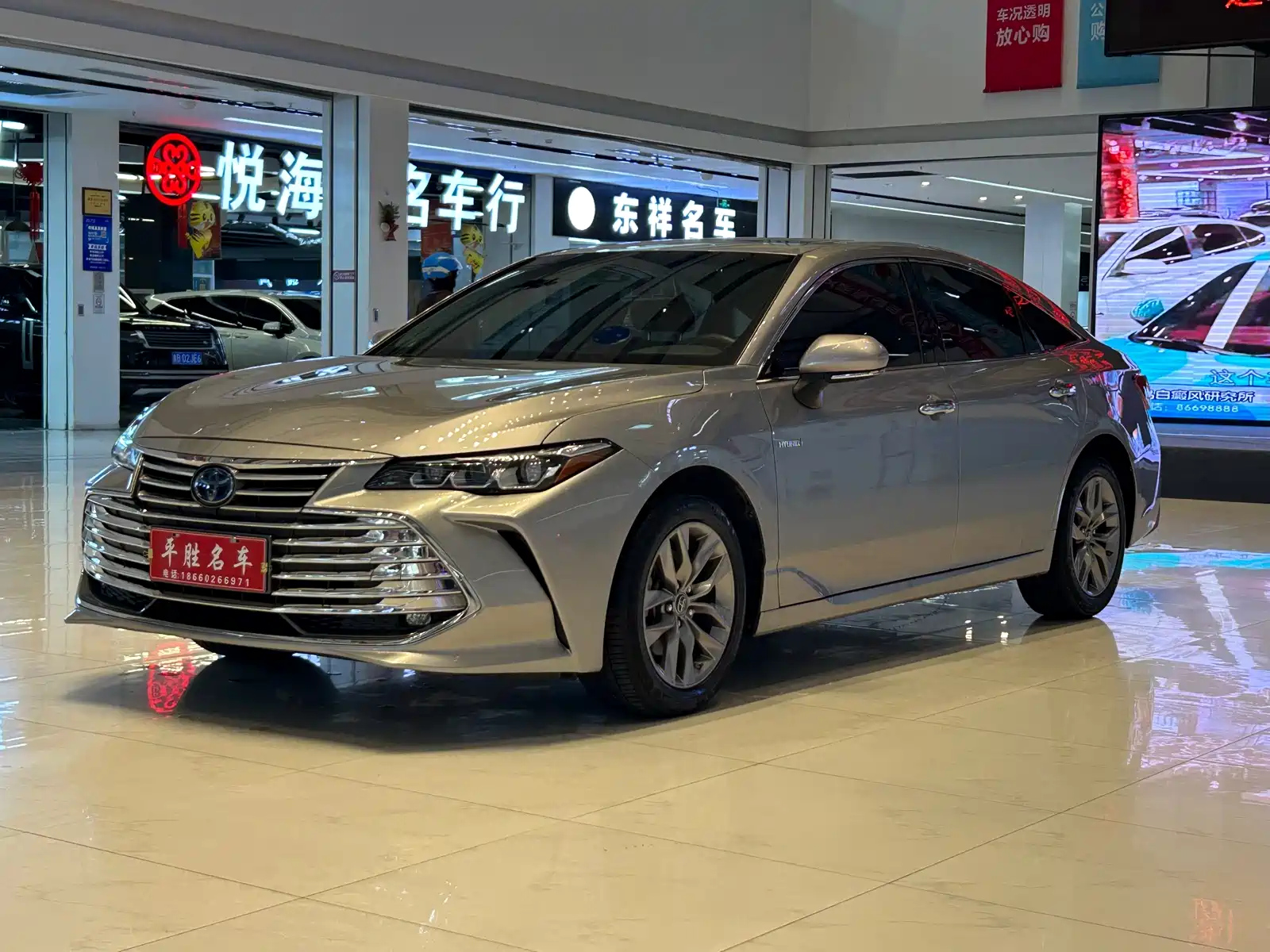 TOYOTA AVALON 2019