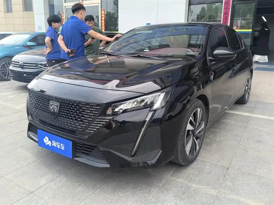 PEUGEOT 408 2022