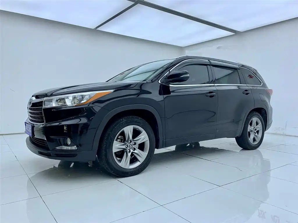 TOYOTA HIGHLANDER 2015
