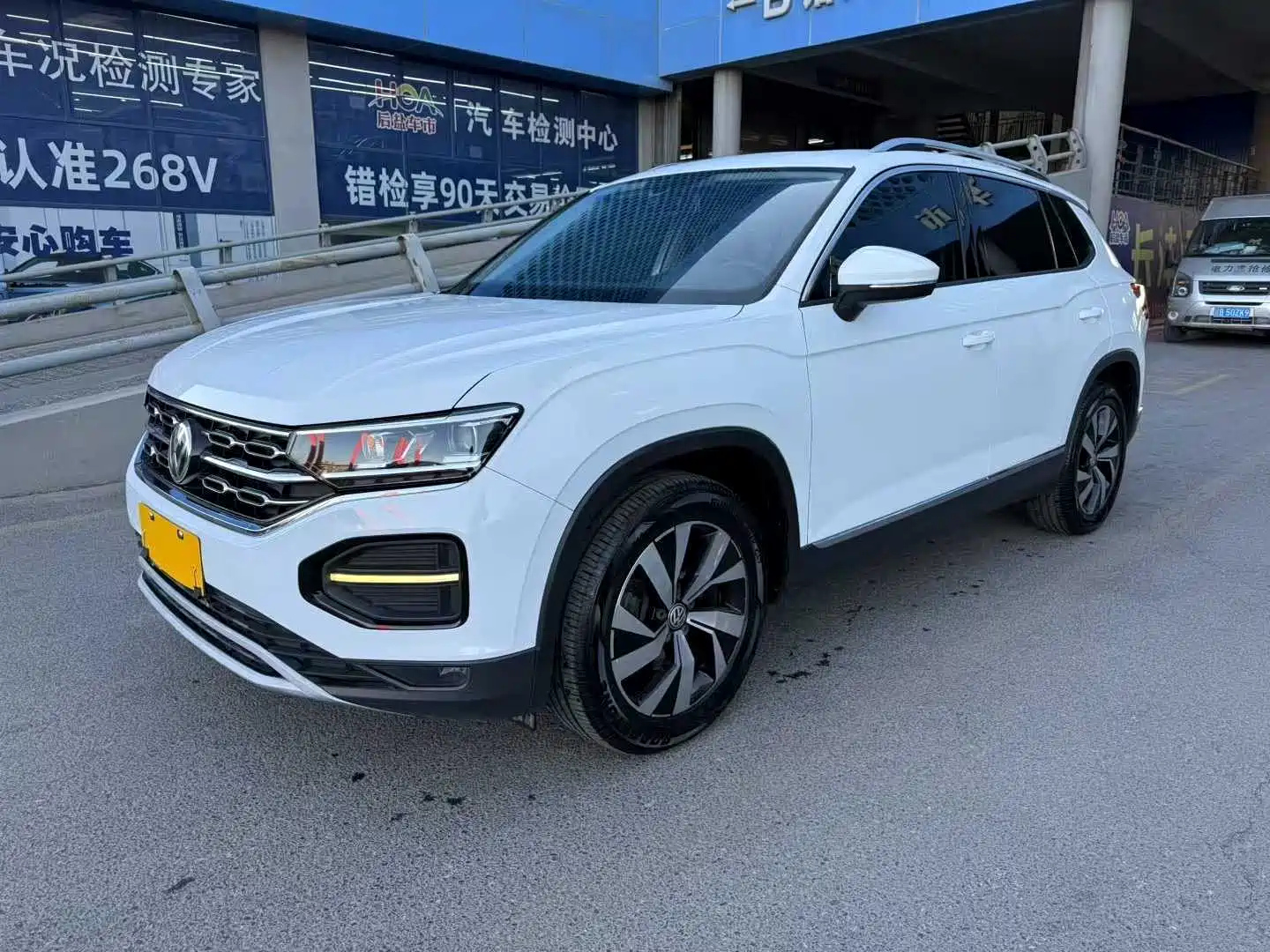 VOLKSWAGEN TAYRON 2019