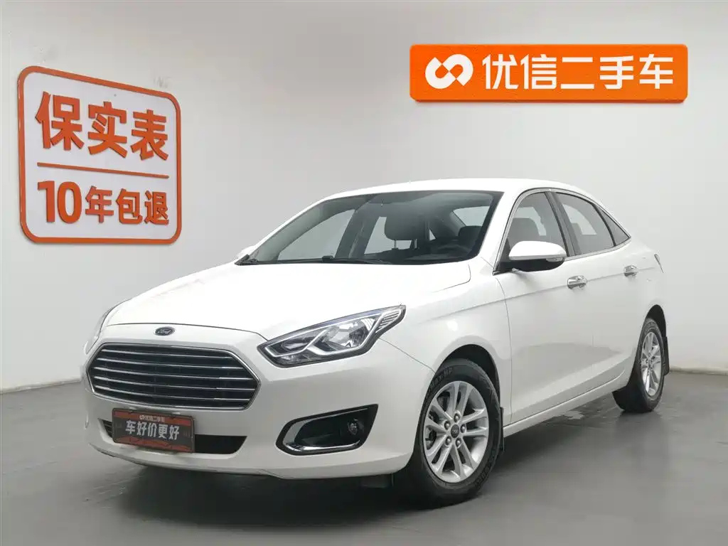 FORD ESCORT 2019