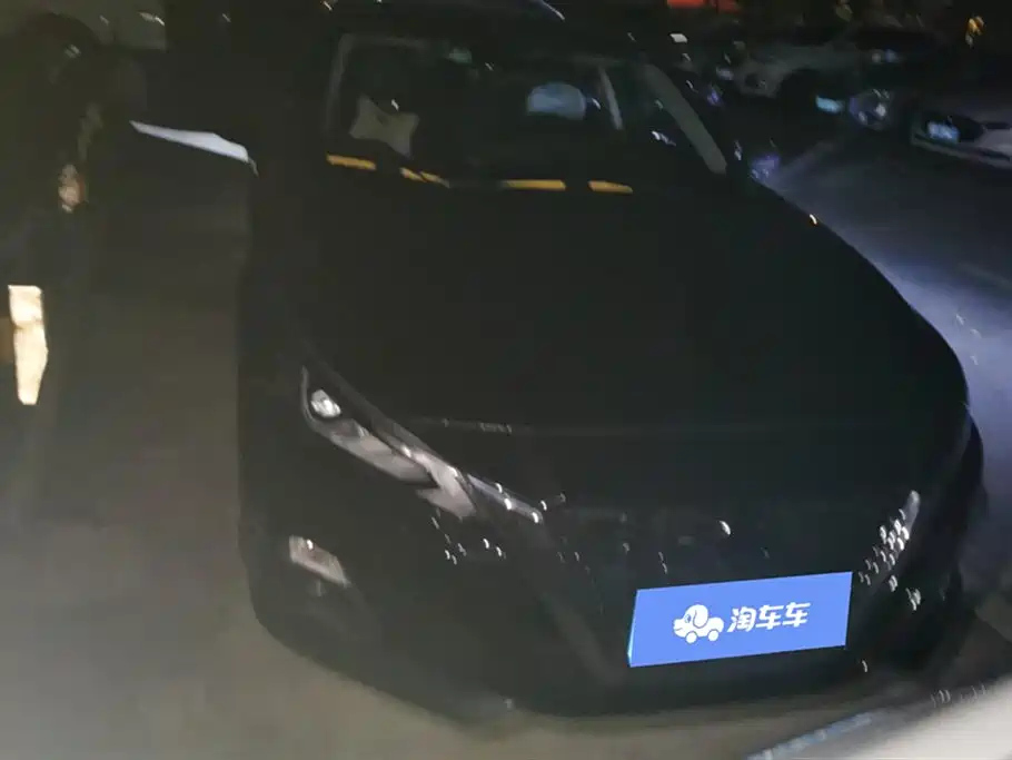 NISSAN TEANA 2021
