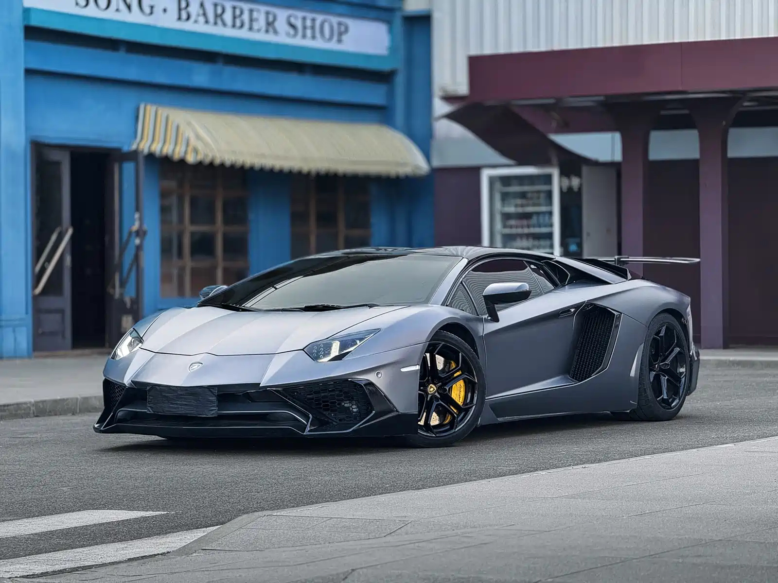 LAMBORGHINI AVENTADOR 2011