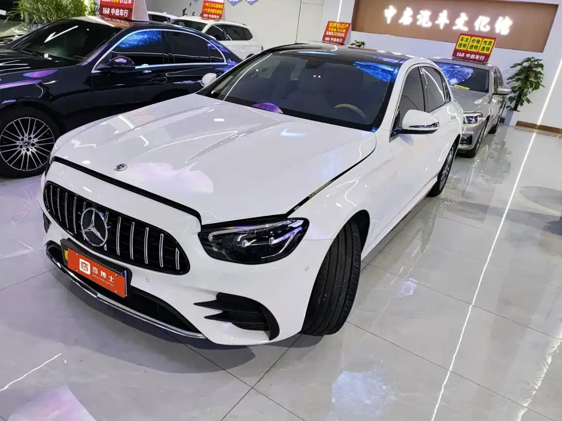 MERCEDES BENZ E-CLASS 2022