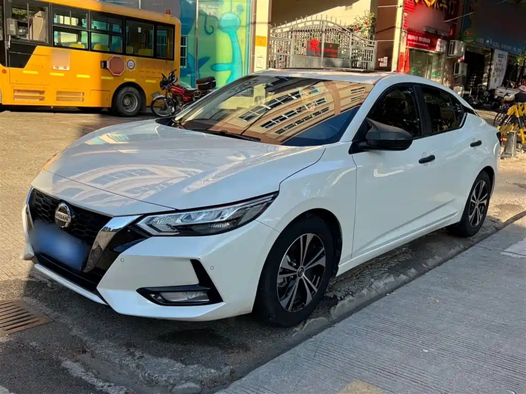 NISSAN SYLPHY 2020