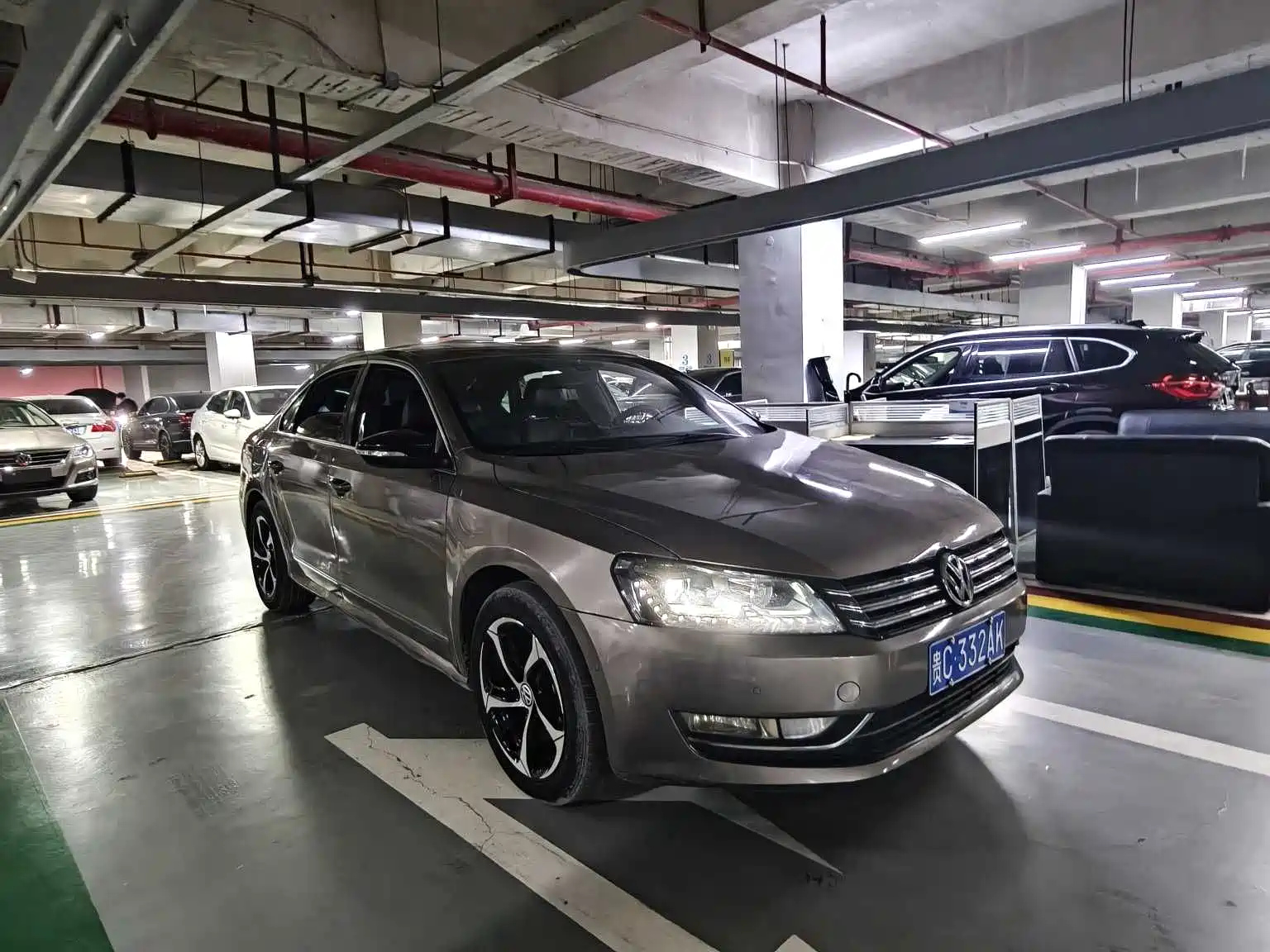 VOLKSWAGEN PASSAT 2014