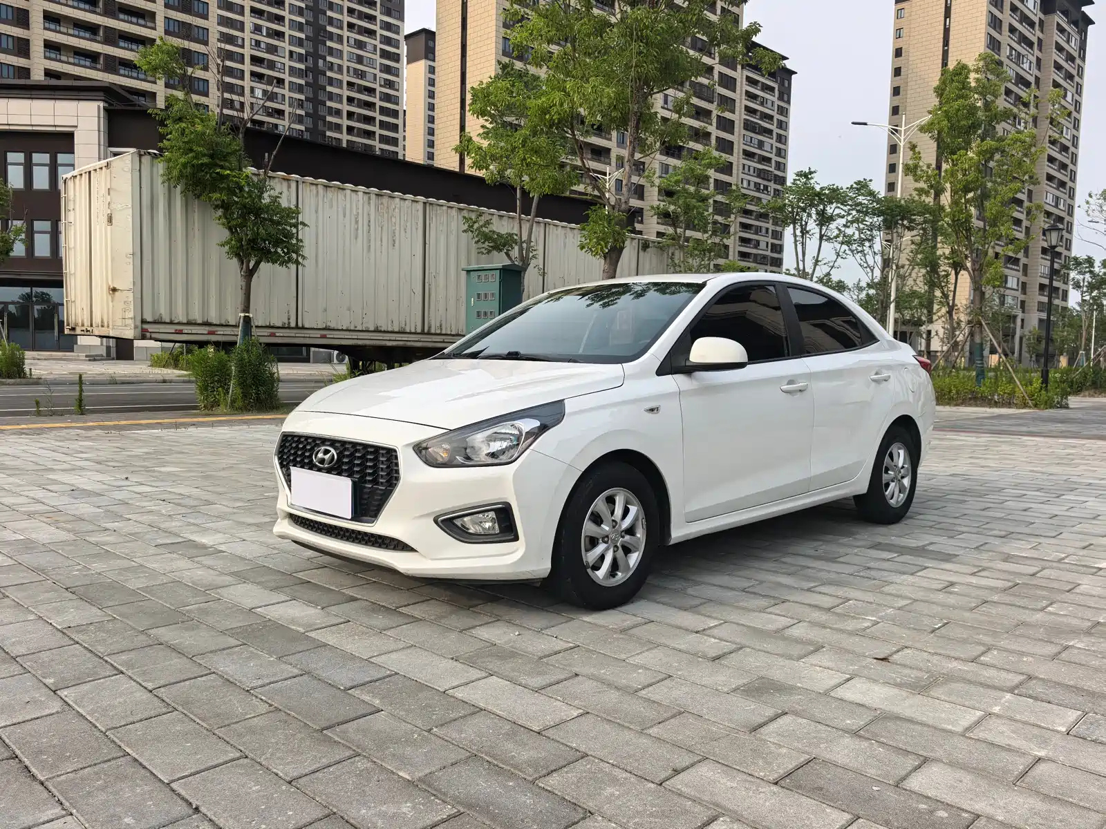 HYUNDAI RENA 2017