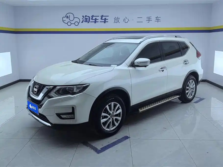 NISSAN X-TRAIL 2019