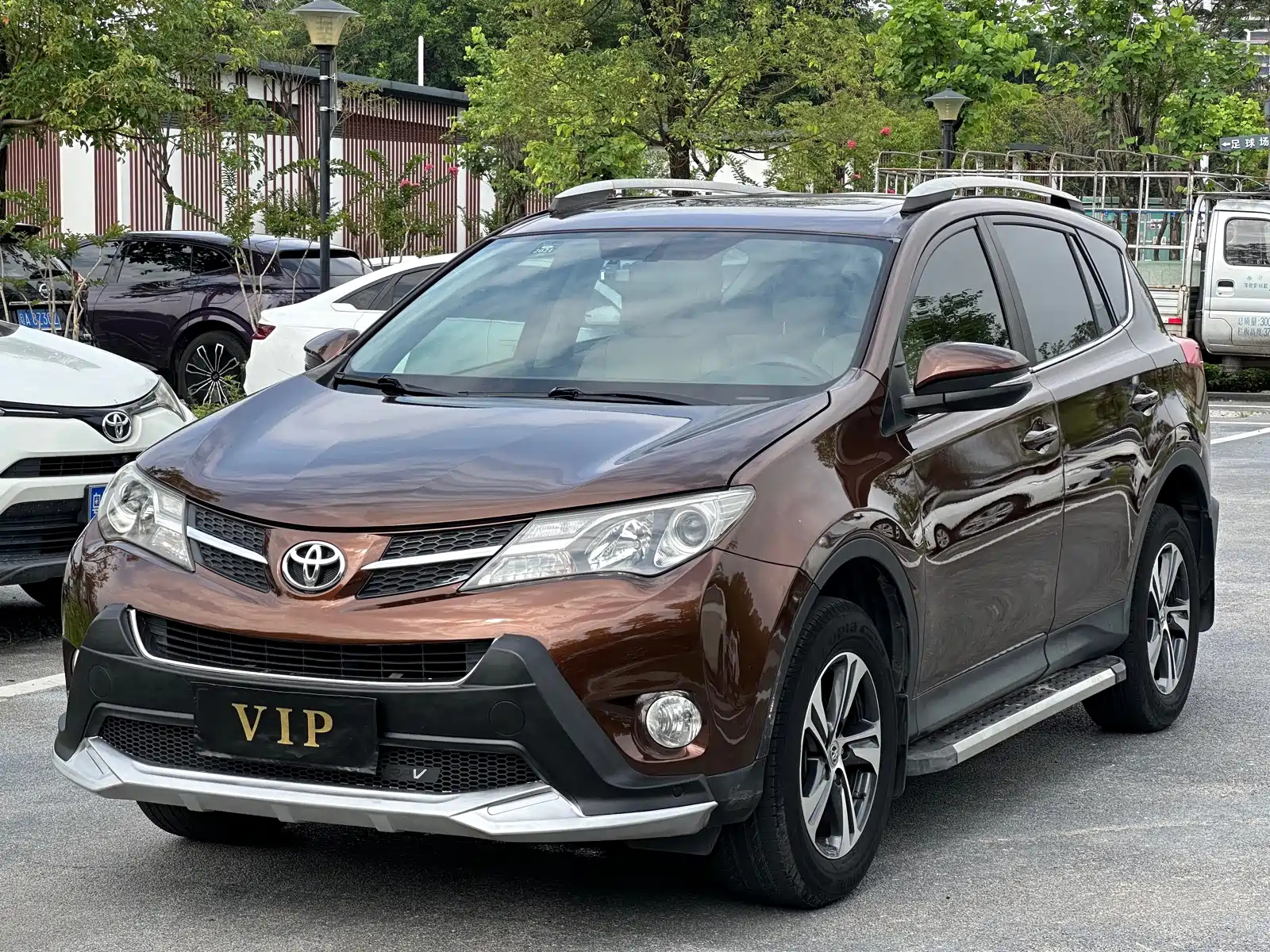 TOYOTA RAV4 RONGFANG 2015