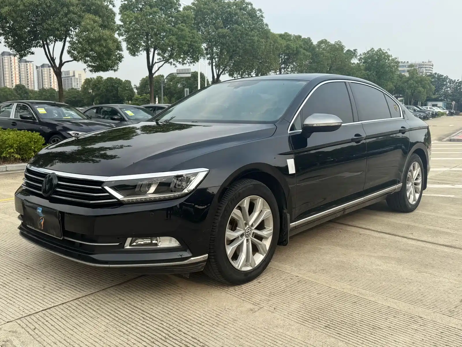 VOLKSWAGEN MAGOTAN 2018