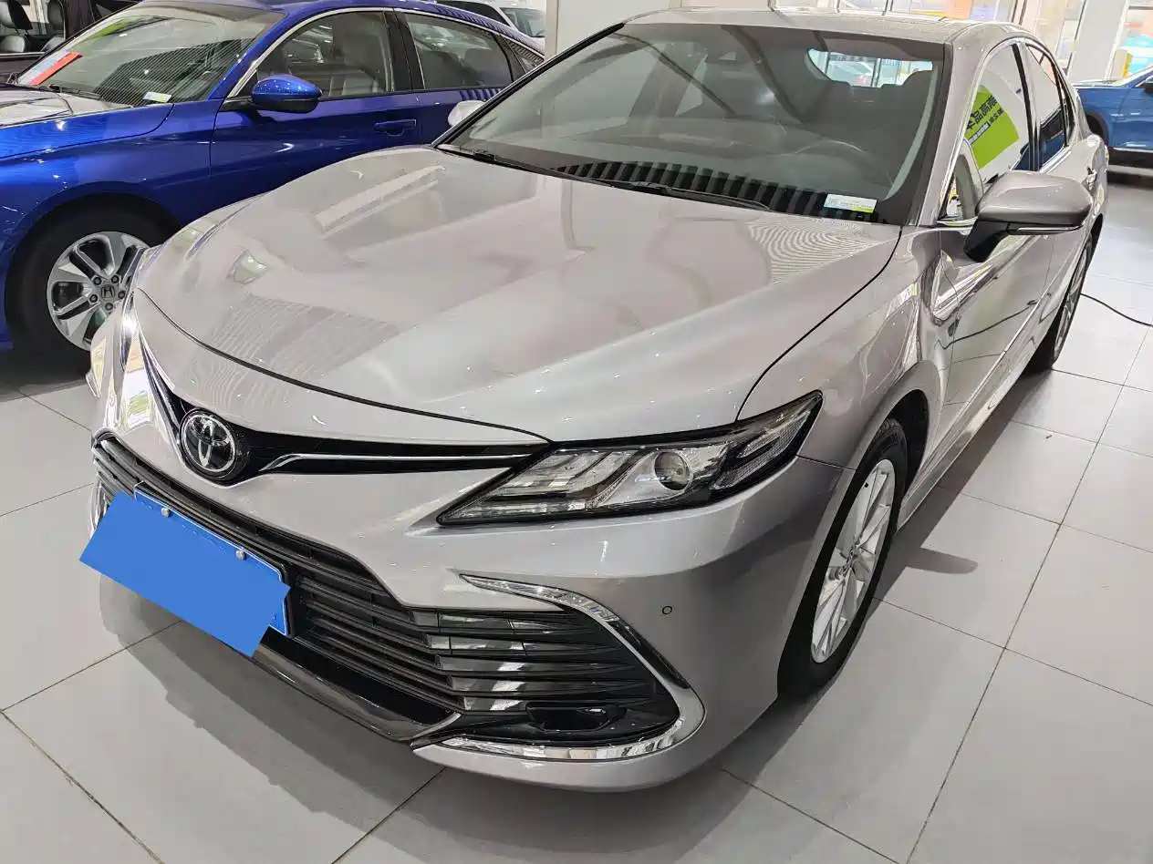 TOYOTA CAMRY 2021