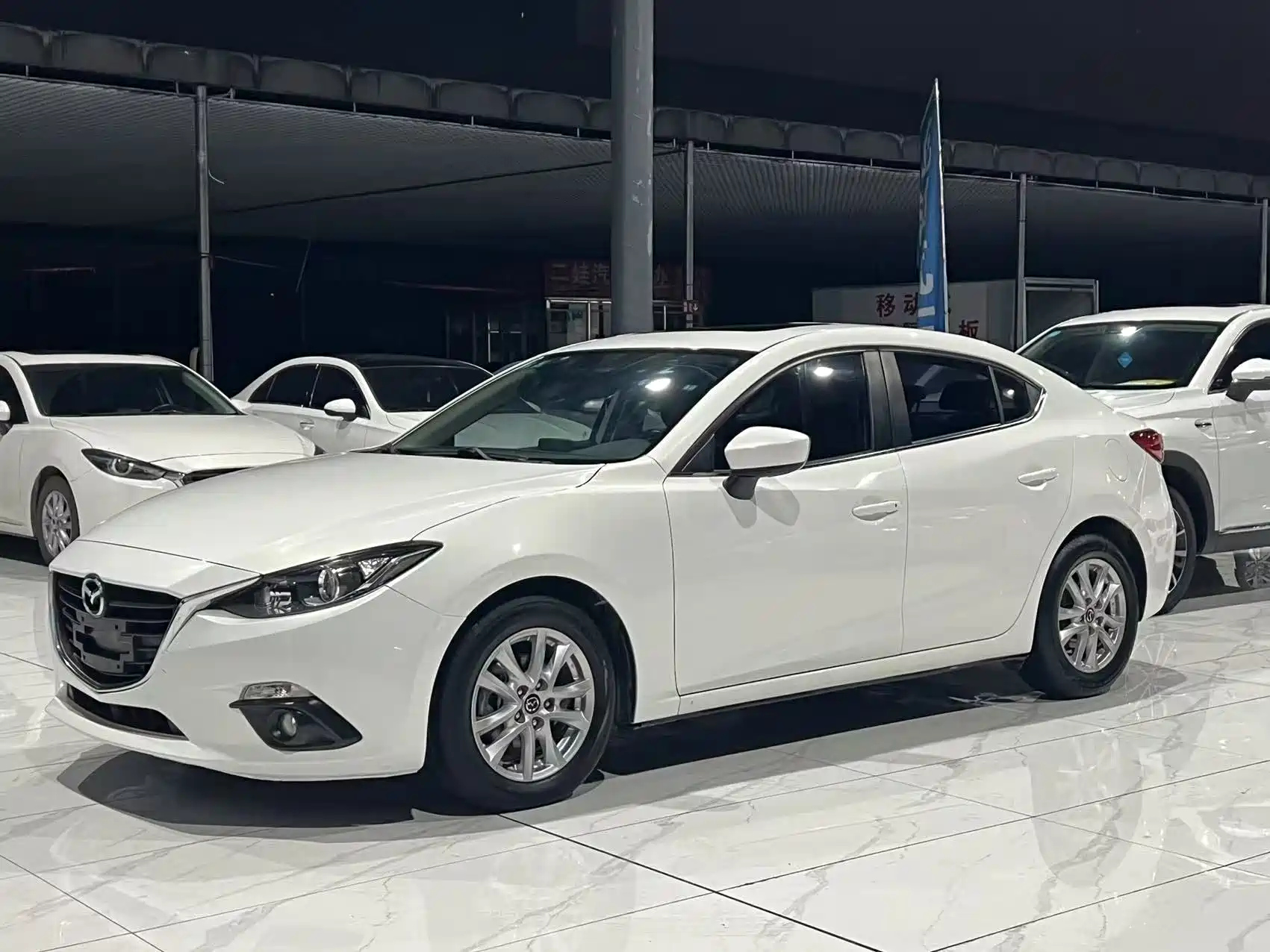 MAZDA 3 AXELA